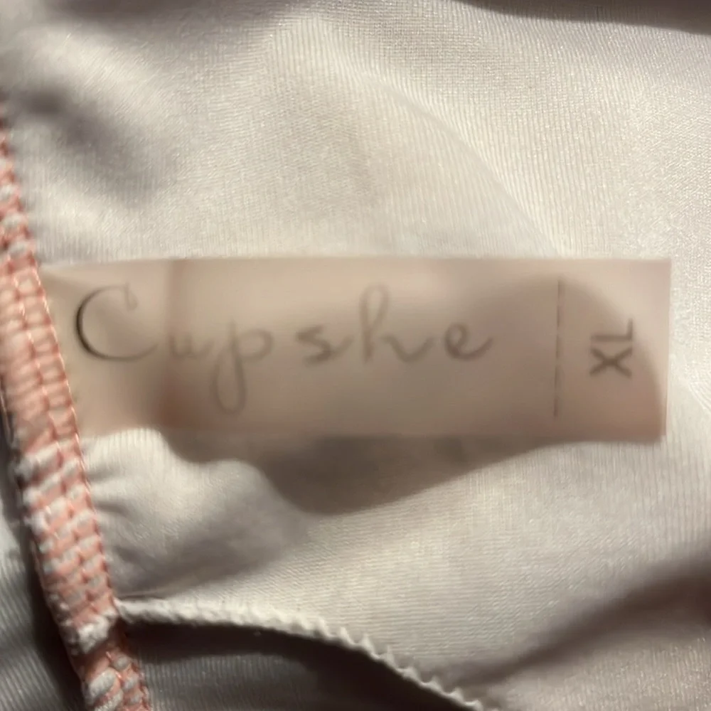 Cupshe Women’s Tropical Bikini Top - Picture 6 of 6